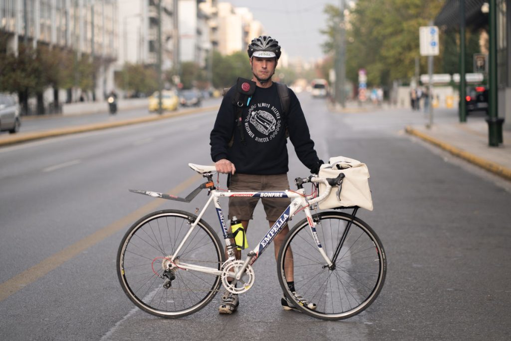 Pedal Courier. Αυθημερόν Κούριερ με Ποδήλατο στην Αθήνα.